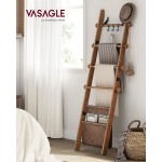 VASAGLE Blanket Ladder for Living Room, 5-Tier Wooden Ladder Shelf, Decorative Farmhouse Blanket Rack with Synthetic Leather Bag, Metal Hooks, Side Hooks, for Bedroom, Caramel Brown ULLS022K01